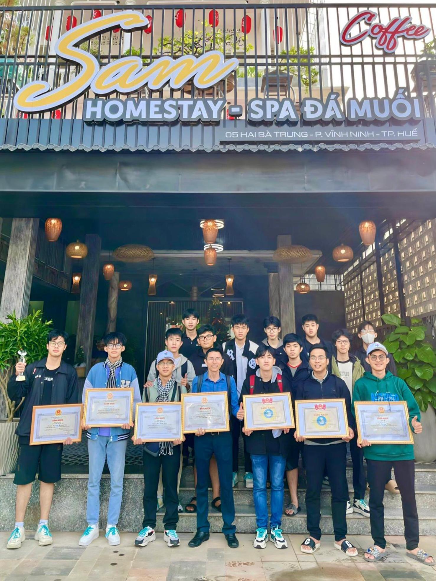 Sam Homestay Hue Exterior photo